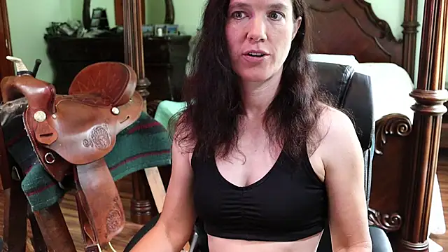 thornburyrose online show from June 5, 4:13 pm