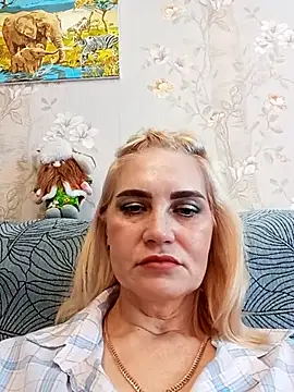 JennyOMay online show from April 2, 4:21 am