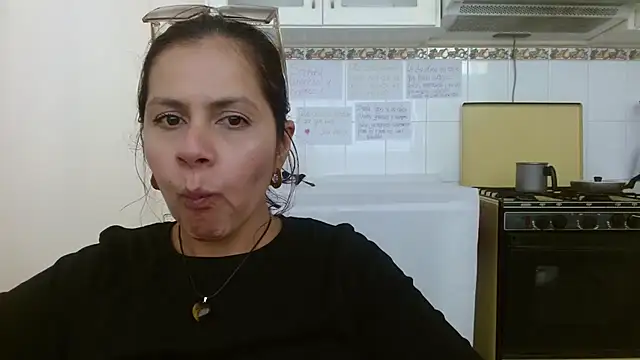 Snapshot of Sara_Brandon chatting on September 21, 8:07 pm Sara Brandon online show from September 21, 8:07 pm
