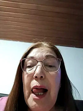 Vicky Rosse online show from December 13, 8:04 pm