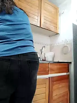 Vicky Rosse online show from May 4, 8:23 pm