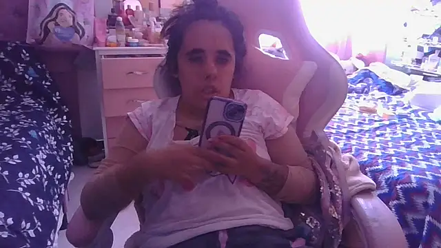 annarose19 online show from April 29, 5:30 pm