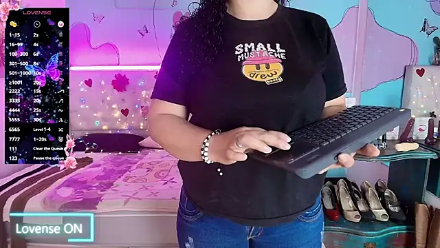 Zaly mature online show from June 22, 10:51 pm