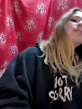 Zuli Kiska online show from December 3, 8:22 pm