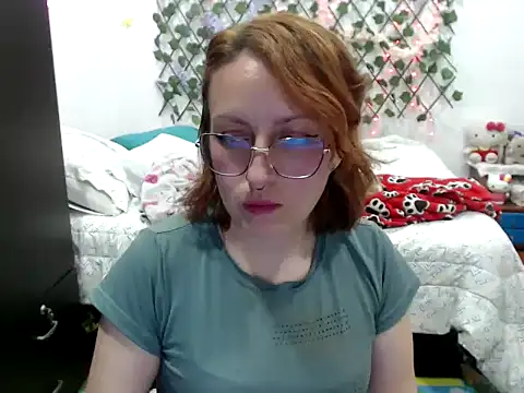 kittykalor09 online show from February 15, 3:20 am