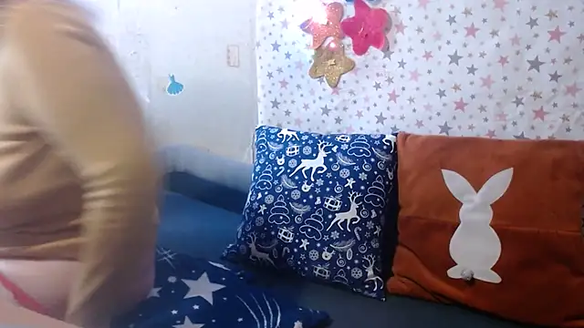 QueenLana online show from February 26, 12:59 pm