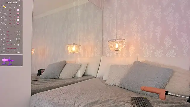 danaythamara1 online show from September 13, 9:01 pm