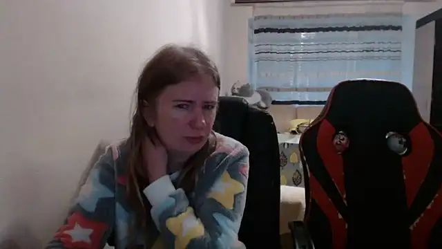 PeterAndJen online show from December 17, 6:06 am