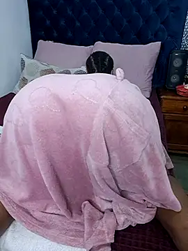 BootyCallEver online show from April 29, 9:56 am
