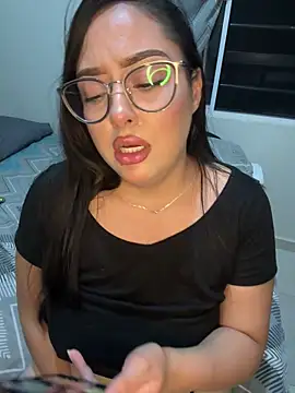 MileyGia online show from September 27, 3:25 am