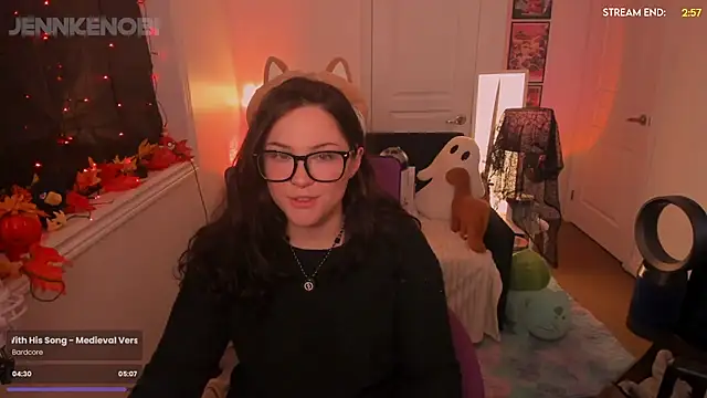 Snapshot of JennKenobi chatting on September 25, 3:11 pm JennKenobi online show from September 25, 3:11 pm
