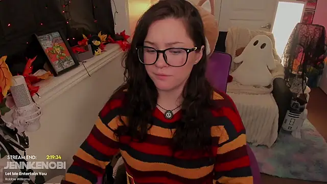 Snapshot of JennKenobi chatting on October 8, 4:44 pm JennKenobi online show from October 8, 4:44 pm
