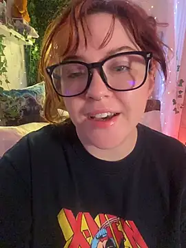 JennKenobi online show from August 3, 12:44 pm