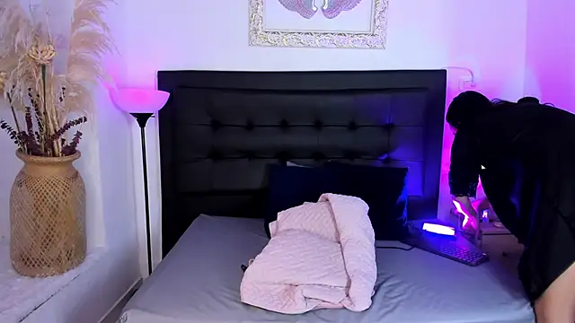 annngels99 online show from September 19, 2:27 pm