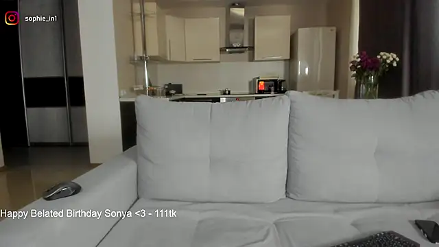  in yan online show from November 21, 5:42 am