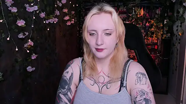 AsheLucker online show from June 14, 7:42 am