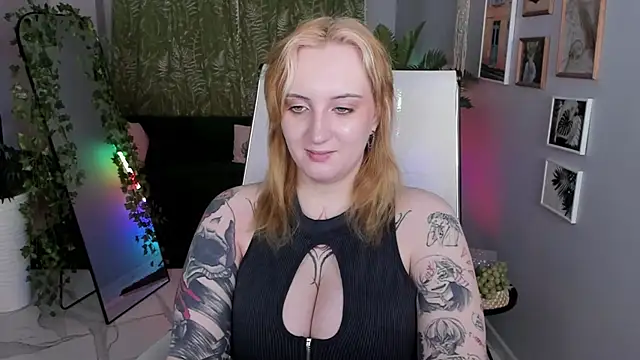AsheLucker online show from May 6, 2:26 am