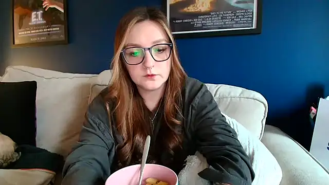 short sweetpea online show from February 26, 1:54 pm