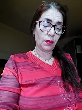 Snapshot of Love_Tina56 chatting on September 26, 4:21 am Love Tina56 online show from September 26, 4:21 am