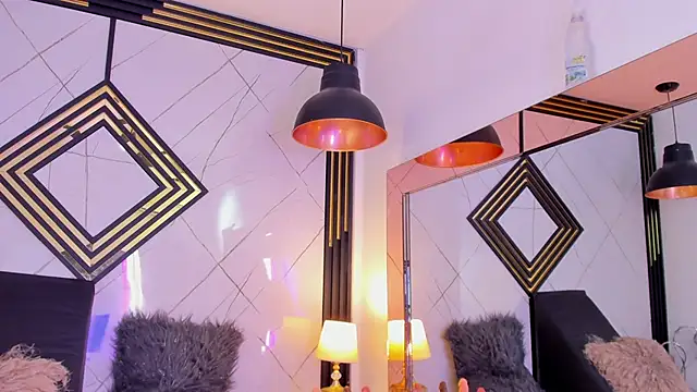 AdharaHills online show from November 12, 7:23 pm