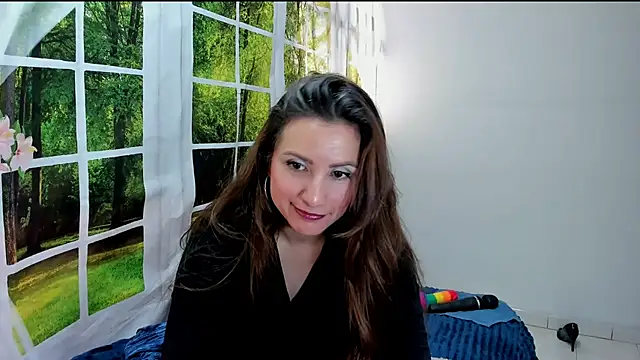 vanessabrown  online show from July 28, 3:21 pm