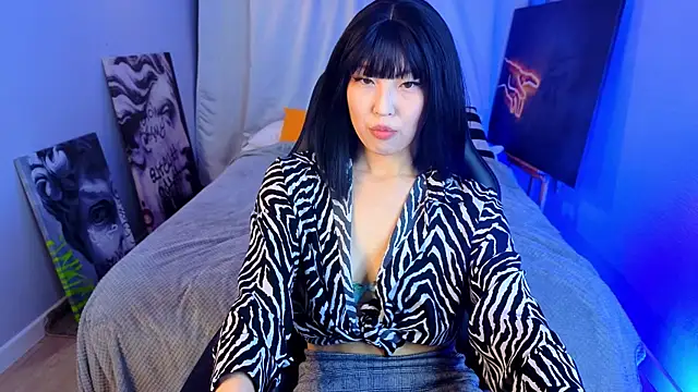 ValeryMur online show from June 30, 1:43 pm