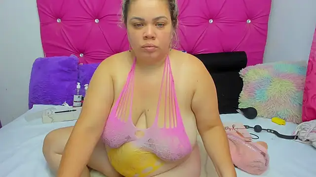 VivianPorto online show from July 3, 9:21 pm