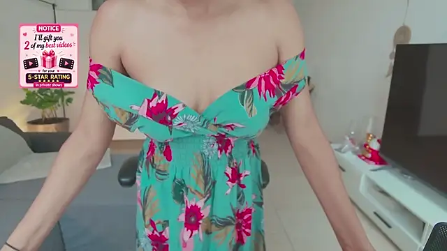 Therainqueen online show from May 5, 9:34 am