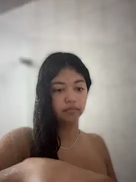 Peach Girll online show from May 7, 4:54 pm