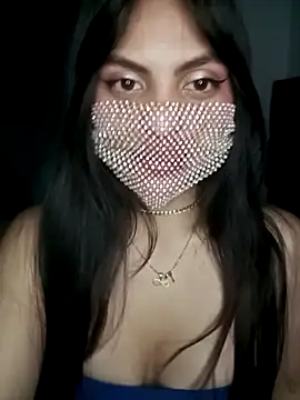 Snapshot of darika__ chatting on October 15, 5:54 am darika   online show from October 15, 5:54 am