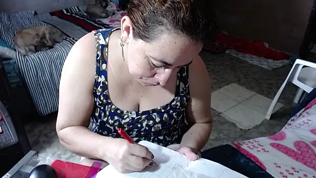Barbiegomez online show from June 26, 4:41 pm