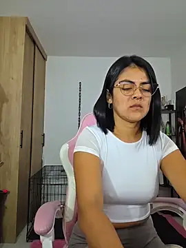 Hannah-grace online show from June 5, 11:38 am