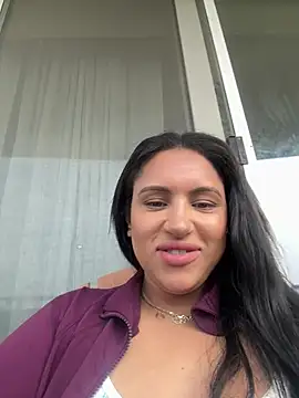 MeghanXO online show from July 27, 3:09 pm