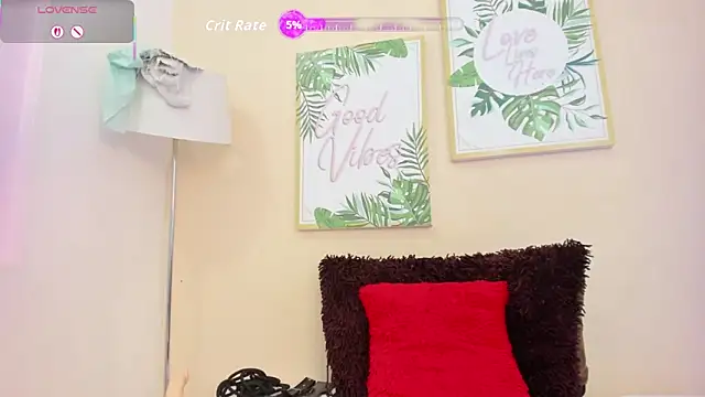 Snapshot of pameela_brown chatting on October 4, 5:17 pm pameela brown online show from October 4, 5:17 pm