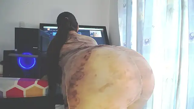 eolicasex online show from August 3, 3:18 pm