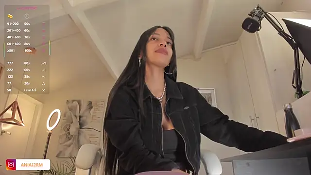 catalinasaiz online show from October 20, 1:58 pm