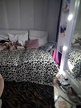 Myrnasexxx online show from October 21, 10:58 pm