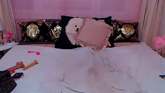 BustyVicky online show from December 3, 10:12 pm