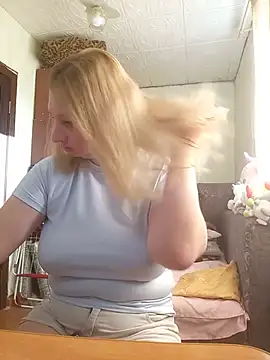 BustyBlond online show from July 29, 4:01 am