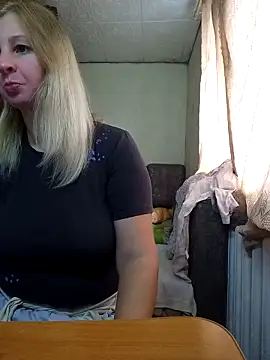 BustyBlond online show from October 25, 10:12 am