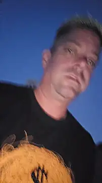 Trucker Hunter online show from May 15, 8:11 pm
