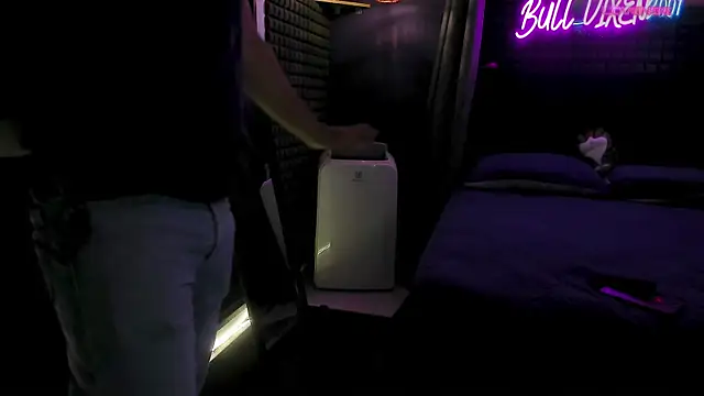 bull vixen2001 online show from September 13, 12:51 am