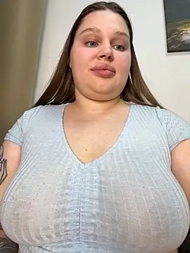 perfect sweety girl online show from November 6, 12:05 am