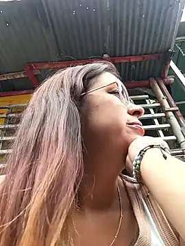 Latina sexy1 online show from January 13, 4:55 pm