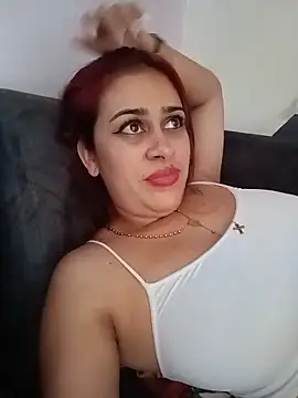 Latina sexy1 online show from June 2, 7:37 pm