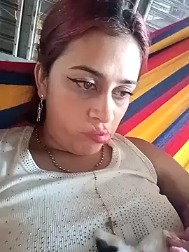 Latina sexy1 online show from June 30, 1:32 pm