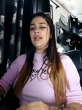 Latina sexy1 online show from February 19, 8:40 pm