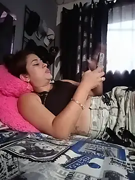 Latina sexy1 online show from July 25, 9:33 pm