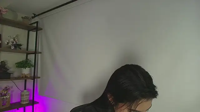 Sassy--Girl online show from July 15, 8:02 pm
