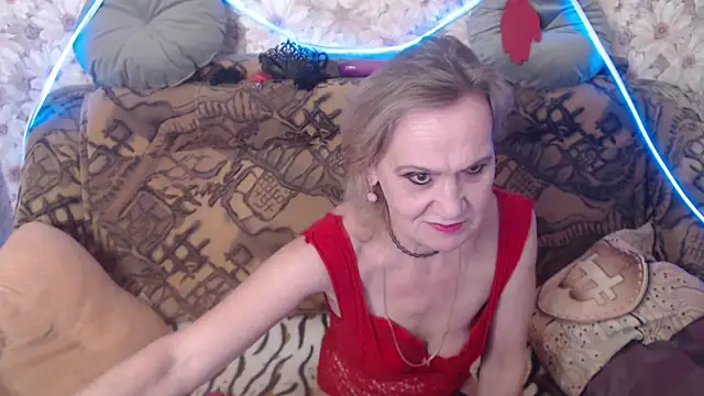 MissBekker online show from October 15, 5:21 am